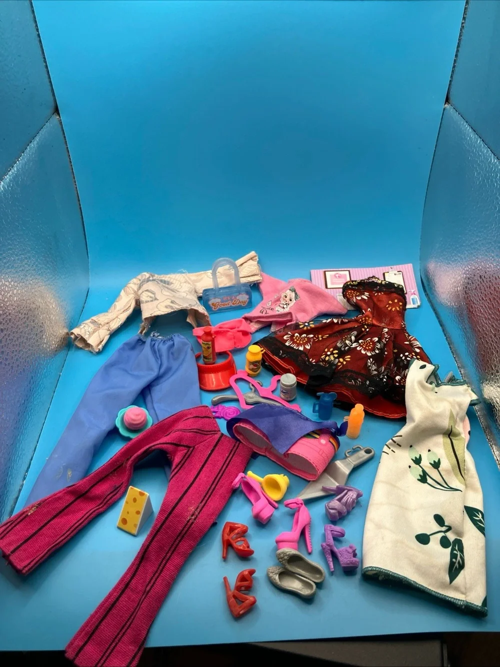 Barbie Clothing & Accessories Lot in Pink, Blue, Purple, Red, White